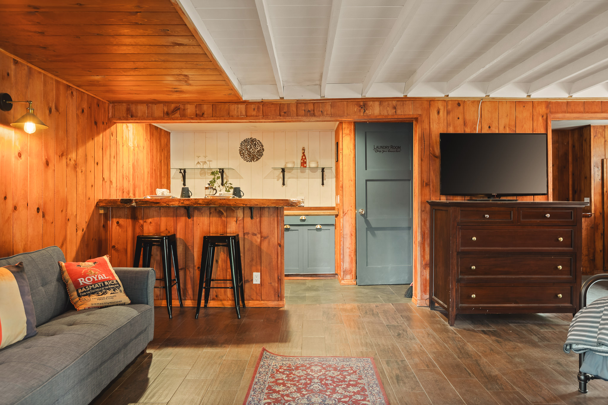 2643 Soutar Drive — Lower-level living area